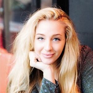 Meet your Posher, Natasha